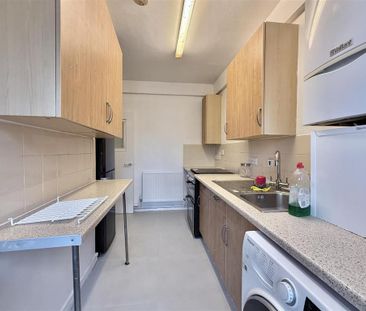 2 bedroom property to rent - Photo 5