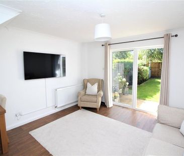 2 bedroom terraced house to rent - Photo 3