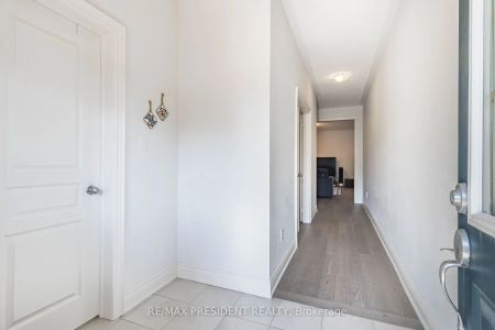 Property For Lease | X9235481 - Photo 5