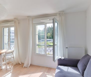 STUDIO- MEUBLE-PLACE DU GARDE - Photo 1