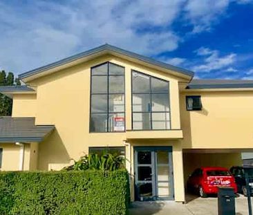 Student Rental - Photo 4