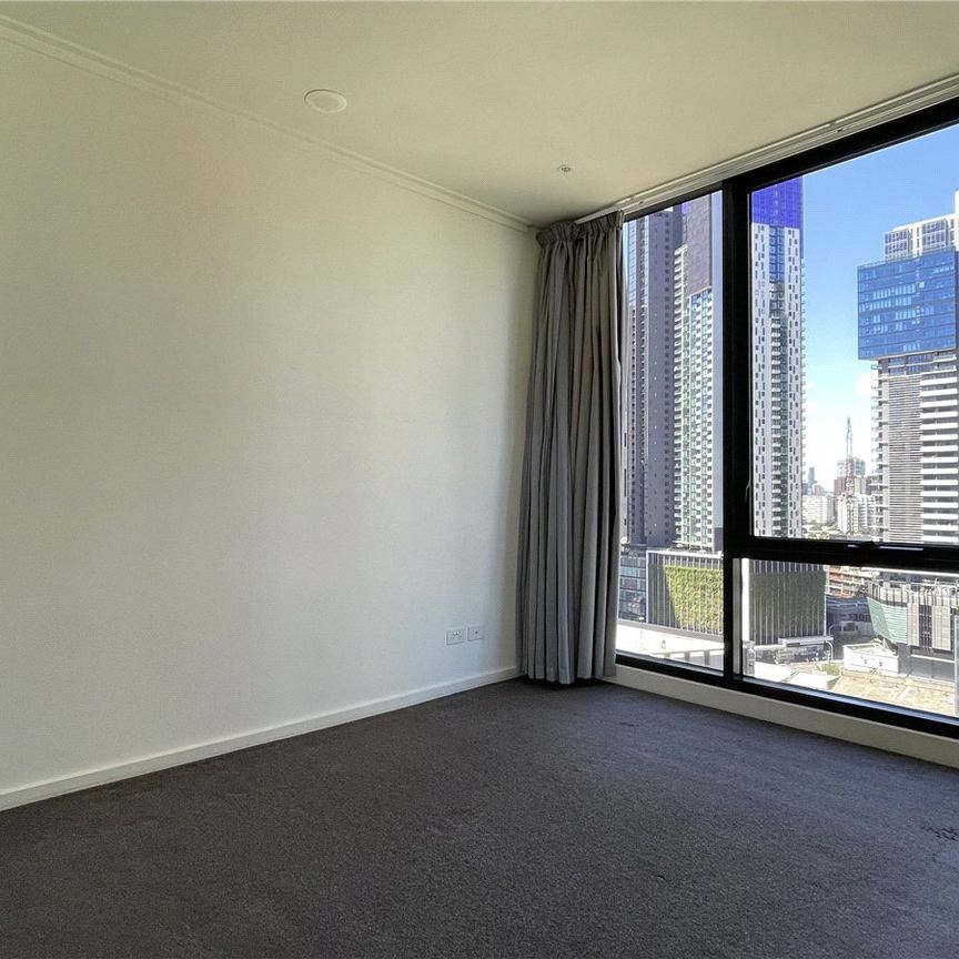 1704/63 Whiteman Street - Photo 1