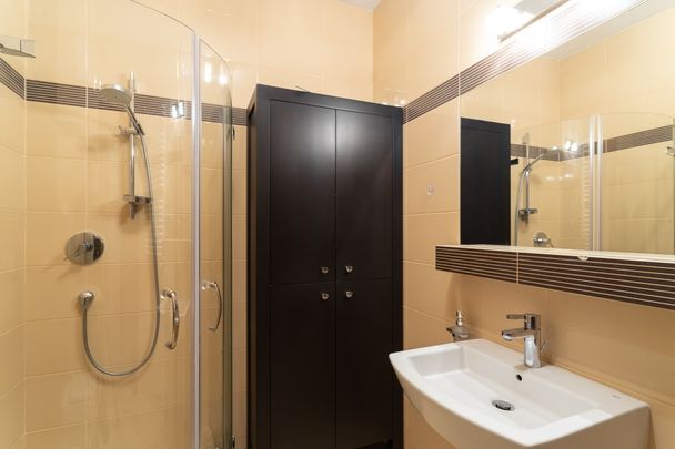 Na wynajem dwupokojowe mieszkanie na Woli - Photo 1