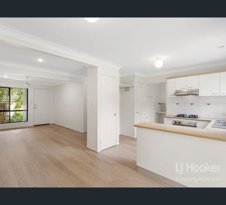 15/18 Pumice Street, Eight Mile Plains, Qld 4113 - Photo 4