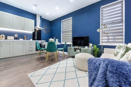 3 Bed Flat, Tresco Rd, SE15 - Photo 3