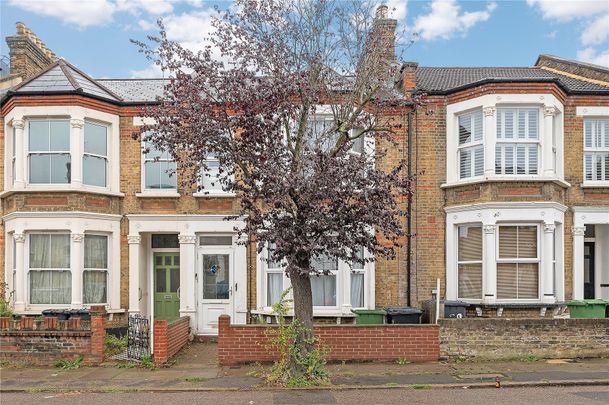 Aspinall Road, London, SE4 ground floor flat to rent - Photo 1