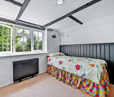 2 bedroom terraced house to rent - Photo 5