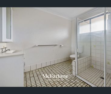 Charming 1 Bedroom Unit in Cardiff - Perfect for Modern Living! - Photo 3