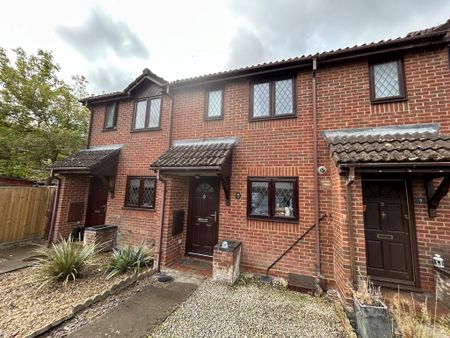 2 bedroom terraced house to rent - Photo 5