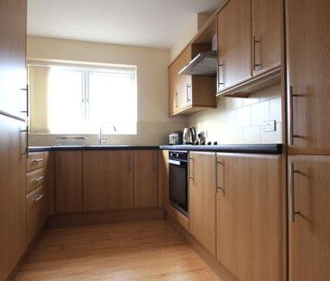 2 bedroom apartment to rent - Photo 4