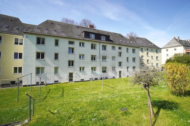 !! Wohnen im Grünen !! NEU sanierte 3 Raum EG-Wohnung mit Tageslichtbad in C-Ebersdorf (WG-geeignet) - Photo 1