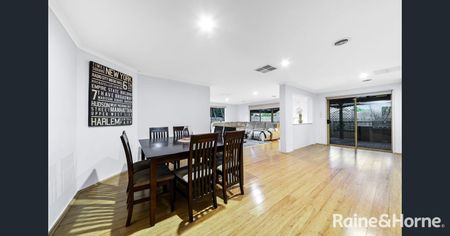 8 Begonia Way, Narre Warren South, VIC 3805 - Photo 2