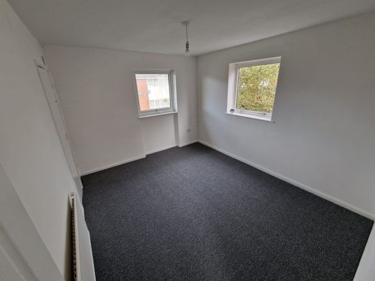 Heron Drive, Irlam - Photo 1