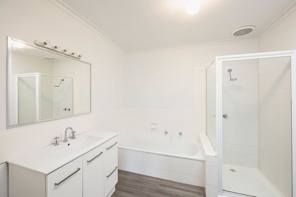 128 Stewart Street, Brunswick VIC 3056 - Photo 1