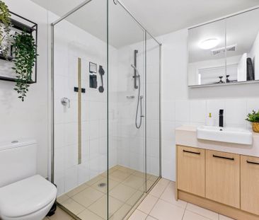 8/42 Slobodian Avenue, Eight Mile Plains QLD 4113 - House For Rent ... - Photo 5