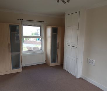 2 Bed Semi-Detached House, Dagnam Road, S2 - Photo 4