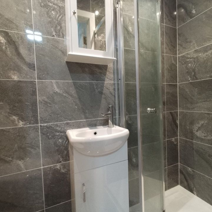 Studio Flat, Gleneldon Road, SW16 - Photo 1