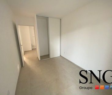 T4 NEUF AVEC BALCON + PARKINGS - Photo 3