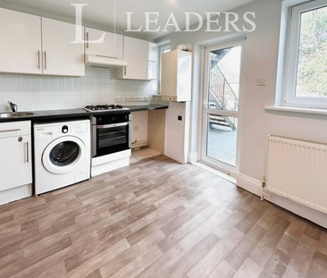 1 bedroom flat to rent - Photo 2