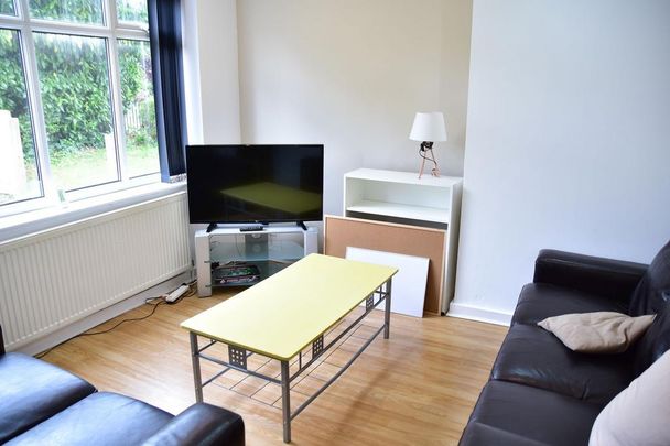 4 bedroom house to rent - Photo 1