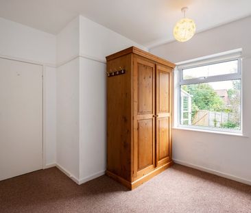 2 bedroom semi-detached bungalow to rent - Photo 3