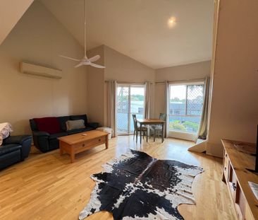 2-Bedroom Unit in the Heart of Croydon - Photo 2