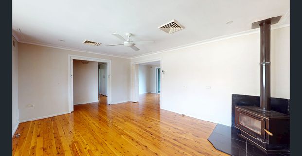 Beautifully renovated South Dubbo home - Photo 1