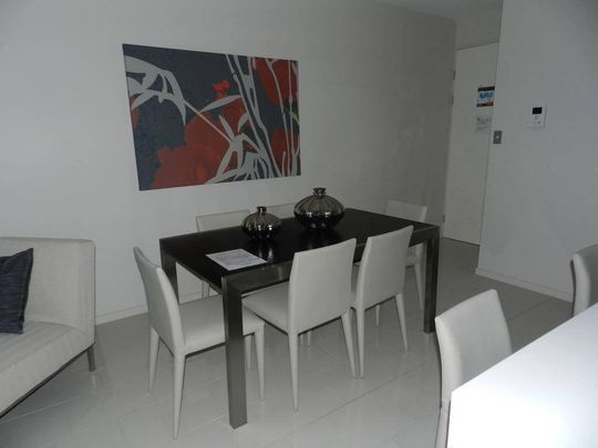 Stylish Apartment over looking the water - Photo 1