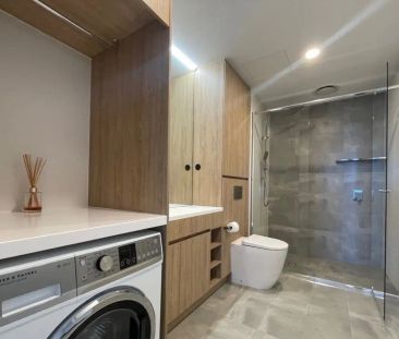 “Luxury Living” - Photo 2