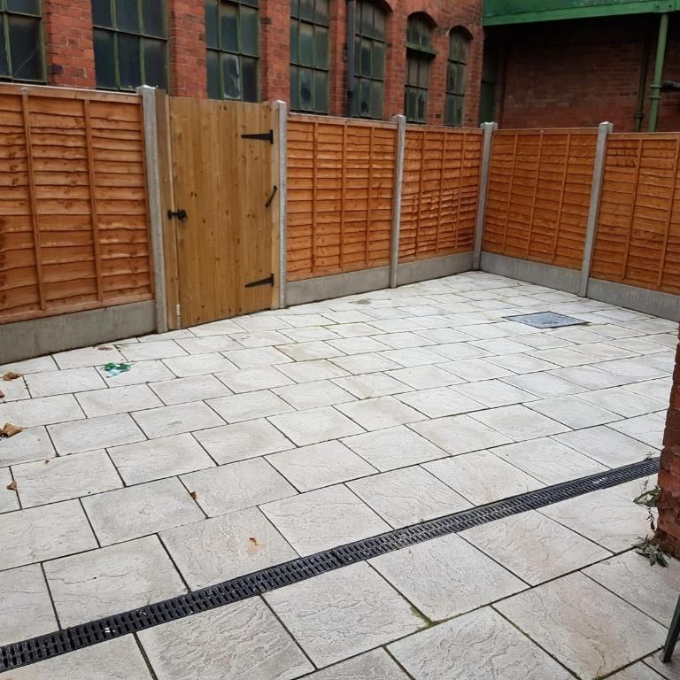4 bedroom townhouse to rent - Photo 1