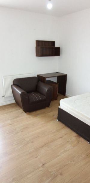 Brook Street Flat 2, PRESTON, Lancashire PR1 7DD - Photo 1