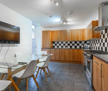 1 bedroom in a house share to rent - Photo 5