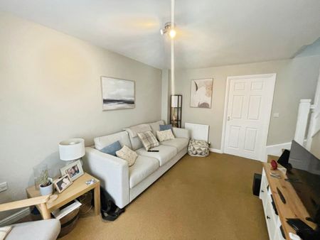 St. Peters Way, Stratford-upon-Avon - Photo 2