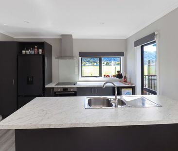 Wainui Living - Photo 6