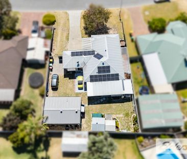 LAID BACK FAMILY LIVING WITH SIDE ACCESS AND LARGE, POWERED WORKSHOP - Photo 5