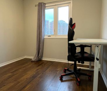 For Lease - 62 Beresford Drive, Richmond Hill, Ontario - Photo 5