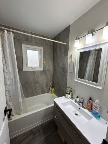 For Lease - 30 West 1st Street, Hamilton, Ontario - Photo 3