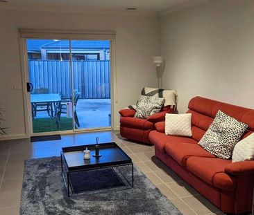 South Morang - Photo 1