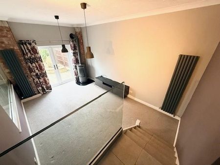 3 bedroom townhouse to rent - Photo 3