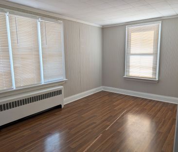 For Lease - 12 East 24th Street Unit# Upper, Hamilton, Ontario - Photo 3