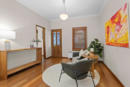 Newcastle East - Photo 2