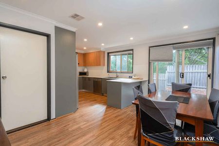 Renovated Ngunnawal home - Photo 2