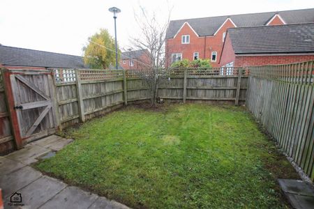 4 bedroom terraced house to rent - Photo 2