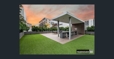 STYLISH APARTMENT WITH SENSATIONAL VIEWS! - Photo 3