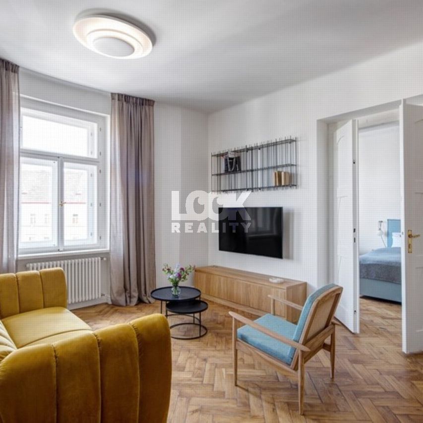 Apartment for rent, 3+kk - 2 bedrooms, 86m - Photo 1