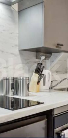 Recently refurbished studio flat to rent inc Wifi and Water - Photo 1