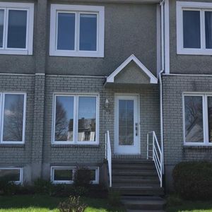 UN MOIS GRATUIT: logement/maison de ville - Photo 2