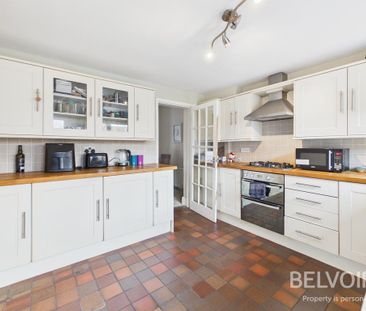 2 bedroom terraced house to rent - Photo 5