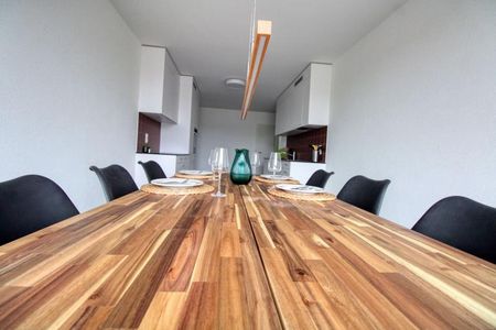 James #4 - Spacious Coliving Apartment in Crissier with private Balcony - Photo 4