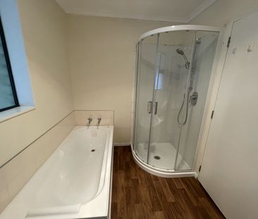 Perfect in Petone! - Photo 5